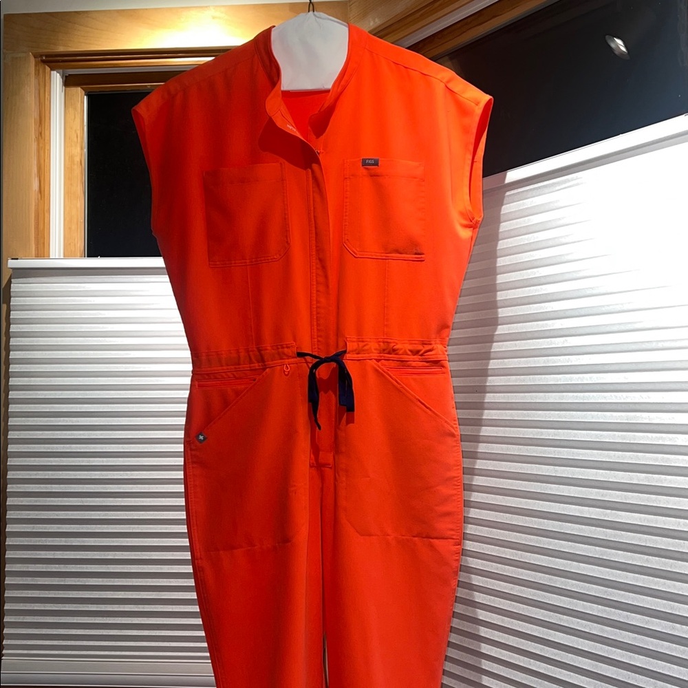FIGS Women's Fiery Coral LIMITED EDITION
Rafaela - Cargo Scrubjumpsuit™